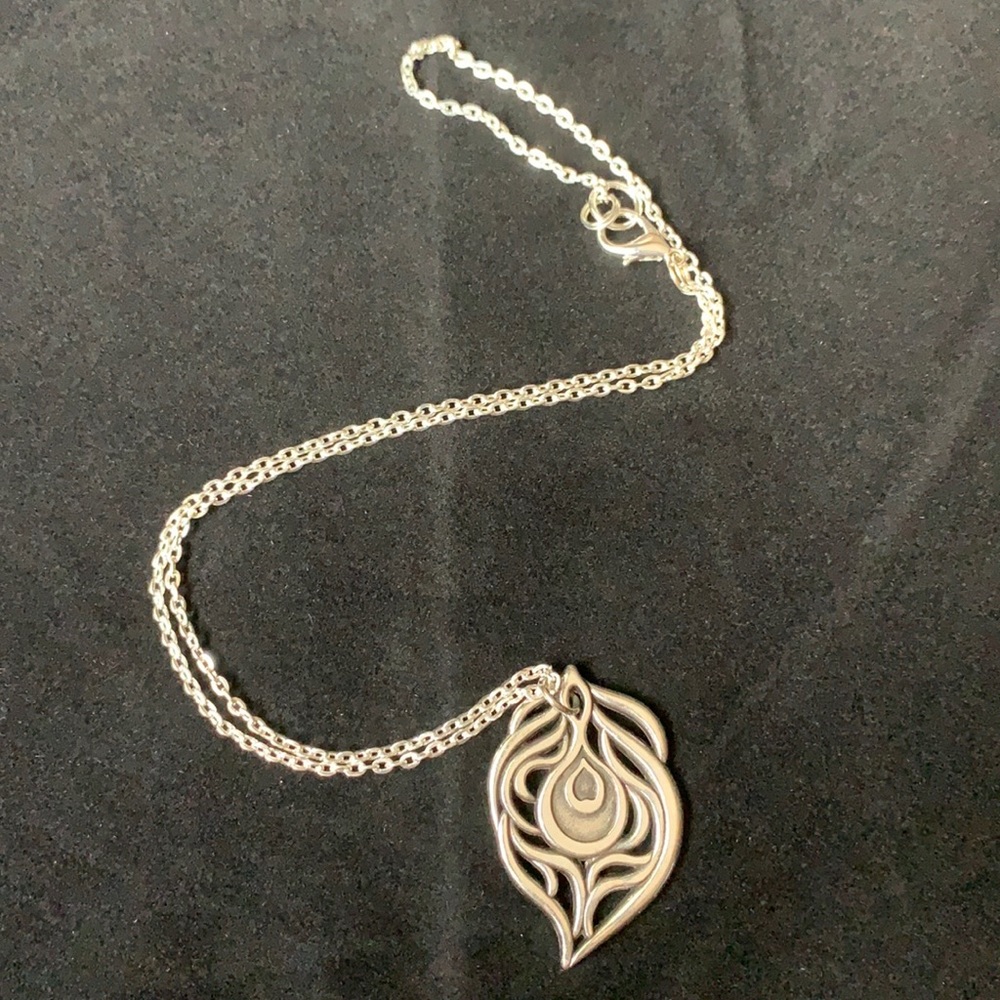 Silver Peacock Feather Pendant Necklace